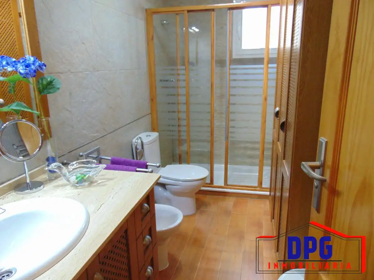 Baño de Apartamento en venta en Garrucha con Aire acondicionado y Amueblado