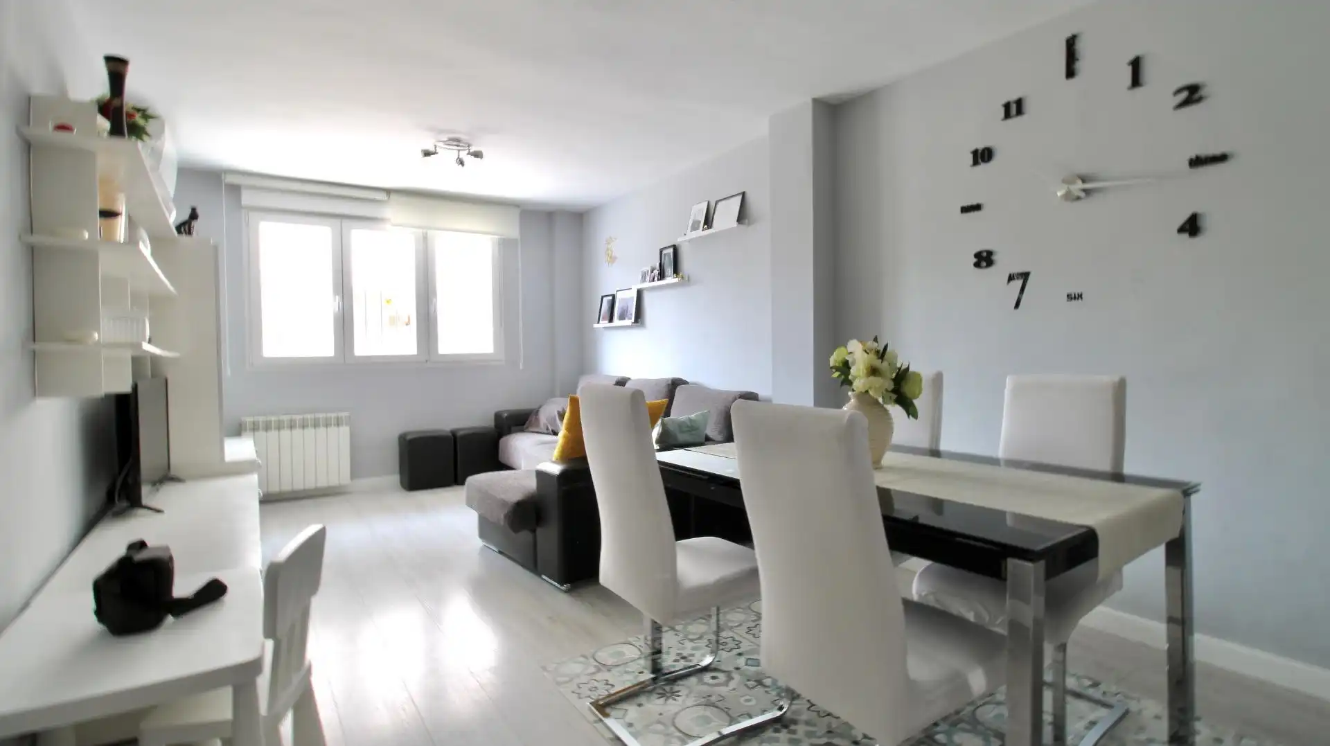 Living room of Ground floor for sale in Maracena  with Air Conditioner, Heating and Furnished