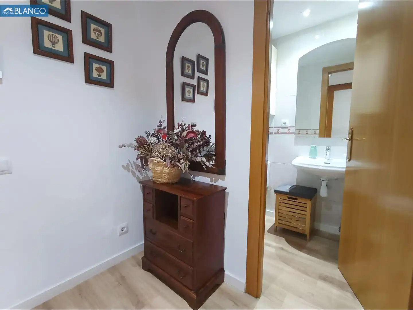 Houses for sale in L'Hospitalet de Llobregat  with Air Conditioner, Heating and Terrace