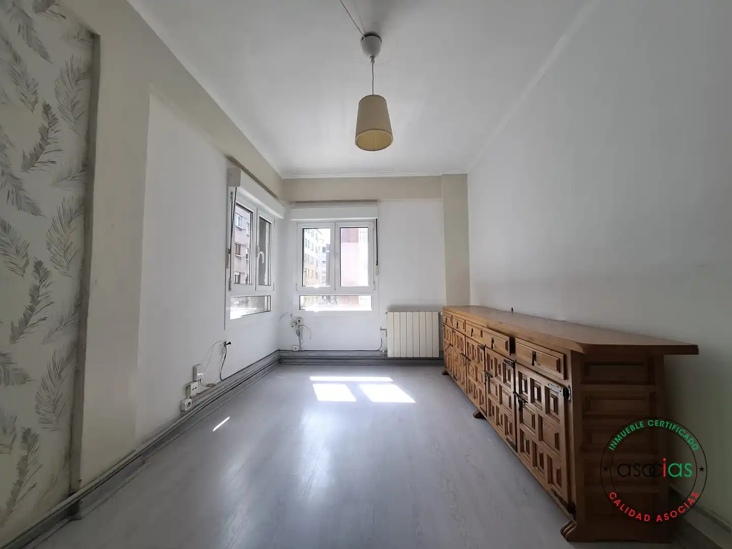 Habitación de Piso en venta en Gijón  con Calefacción