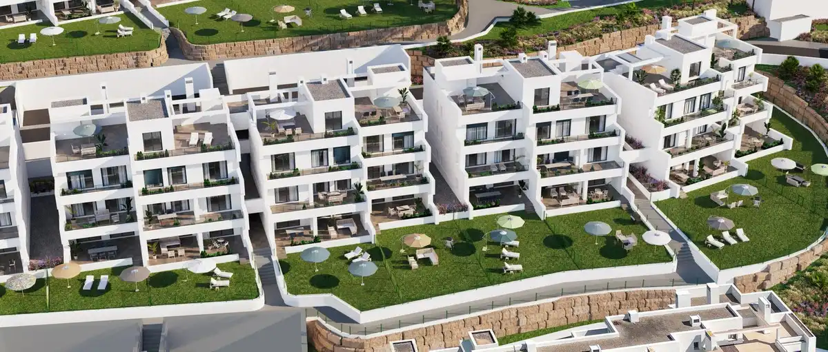 Vista exterior de Ático en venta en Estepona con Aire acondicionado, Jardín privado y Trastero