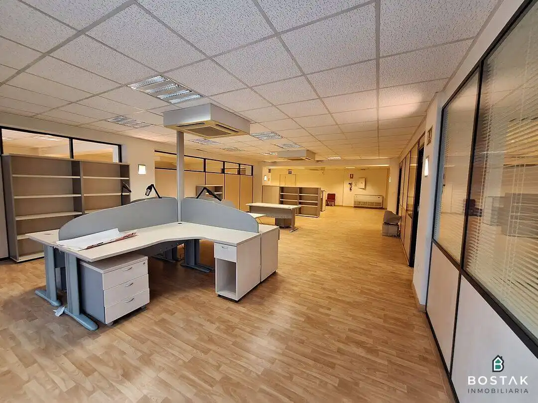 Business premises to rent in Zumalacárregui Etorbidea, imagen 8
