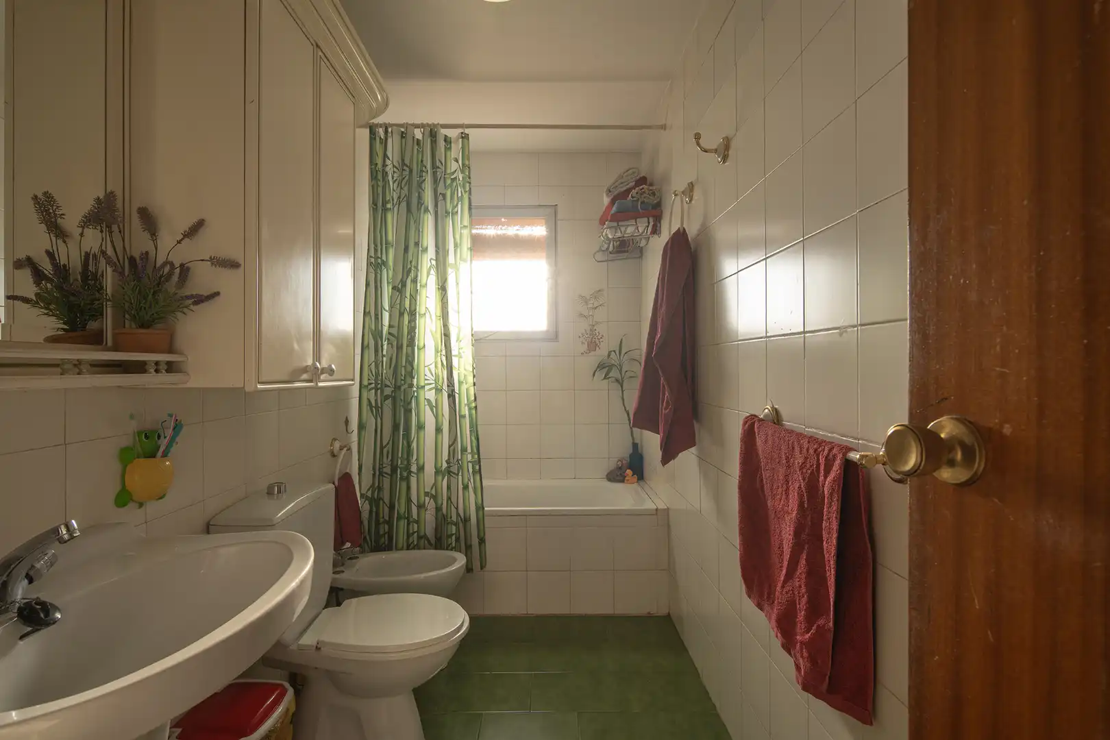 Baño de Casa adosada en venta en Huétor Vega con Aire acondicionado, Terraza y Amueblado
