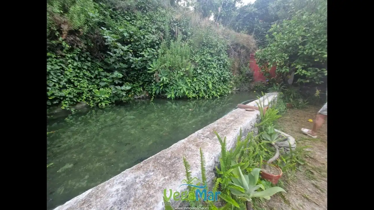 Vista exterior de Finca rústica en venda en Jete amb Jardí privat, Terrassa i Piscina