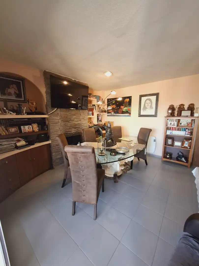 Comedor de Casa adosada en venta en Villaviciosa de Odón con Aire acondicionado, Calefacción y Jardín privado