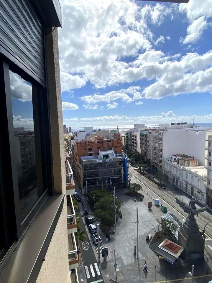 Exterior view of Attic to rent in  Santa Cruz de Tenerife Capital  with Air Conditioner, Terrace and Furnished