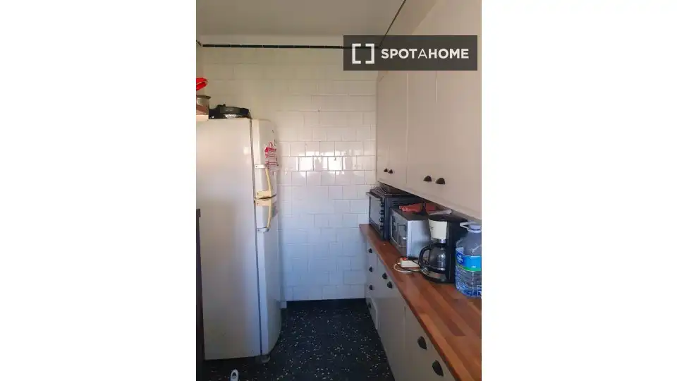 Room in Califòrnia - Santa Madrona