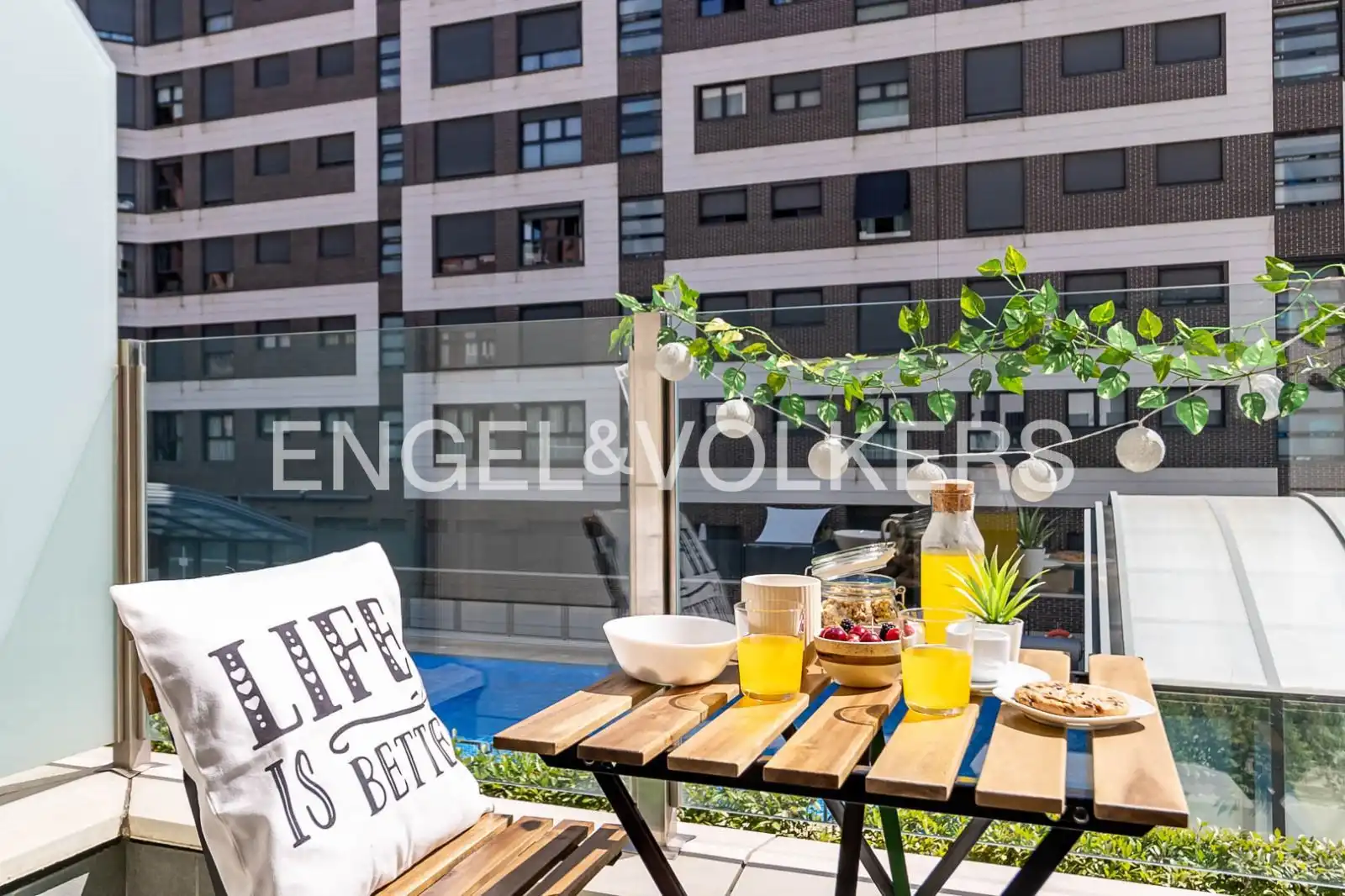 Terrace of Flat for rent in Madrid  with Air Conditioner, Heating and Private garden
