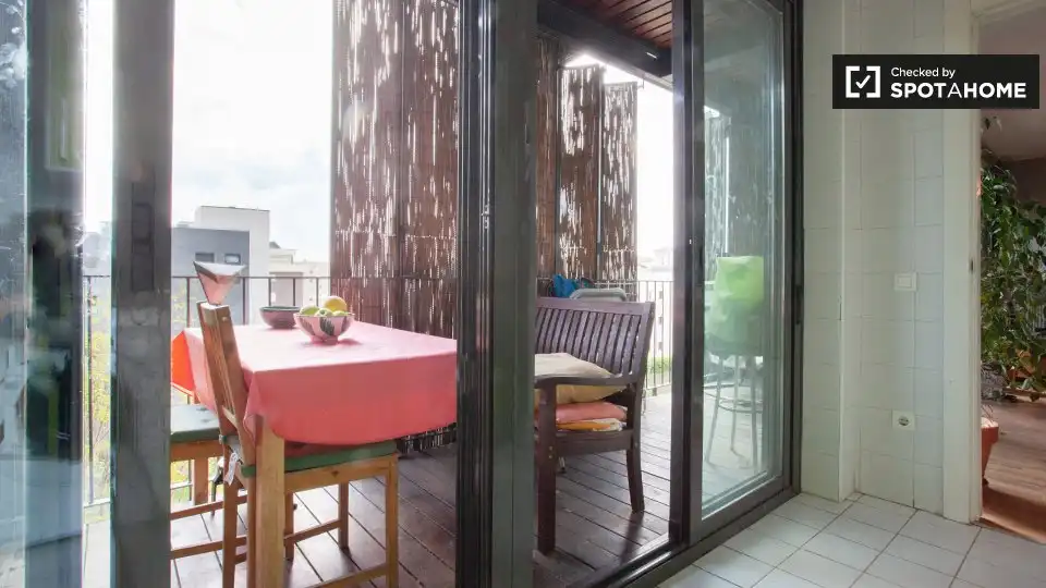 Room in Cuatro vientos