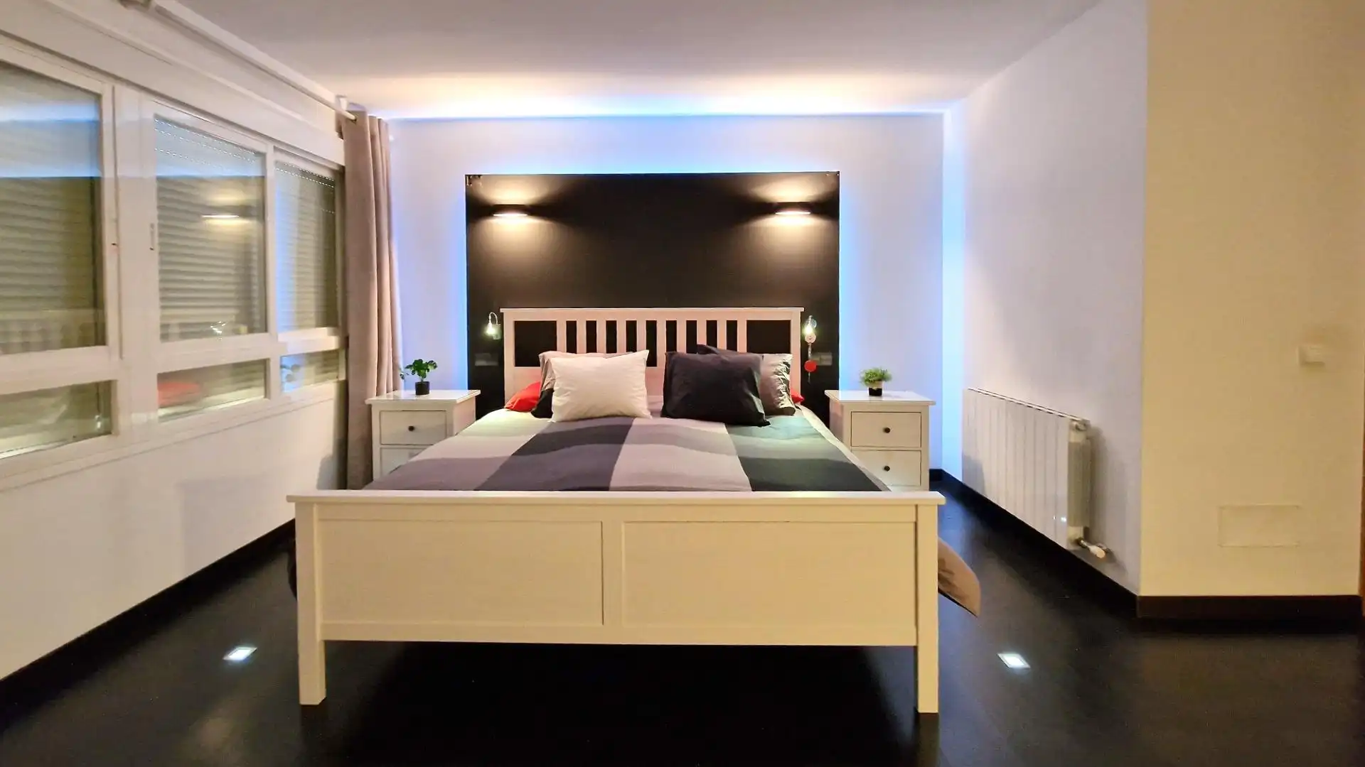 Bedroom of Detached homes for sale in  Palma de Mallorca  with Air Conditioner, Heating and Private garden