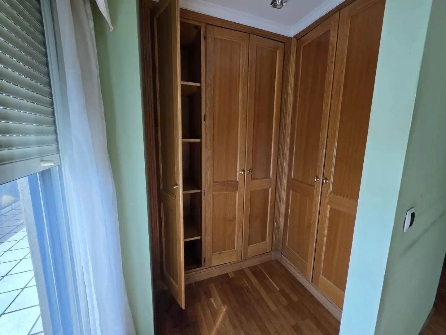 Habitación de Piso en venta en A Coruña Capital  con Calefacción, Terraza y Trastero