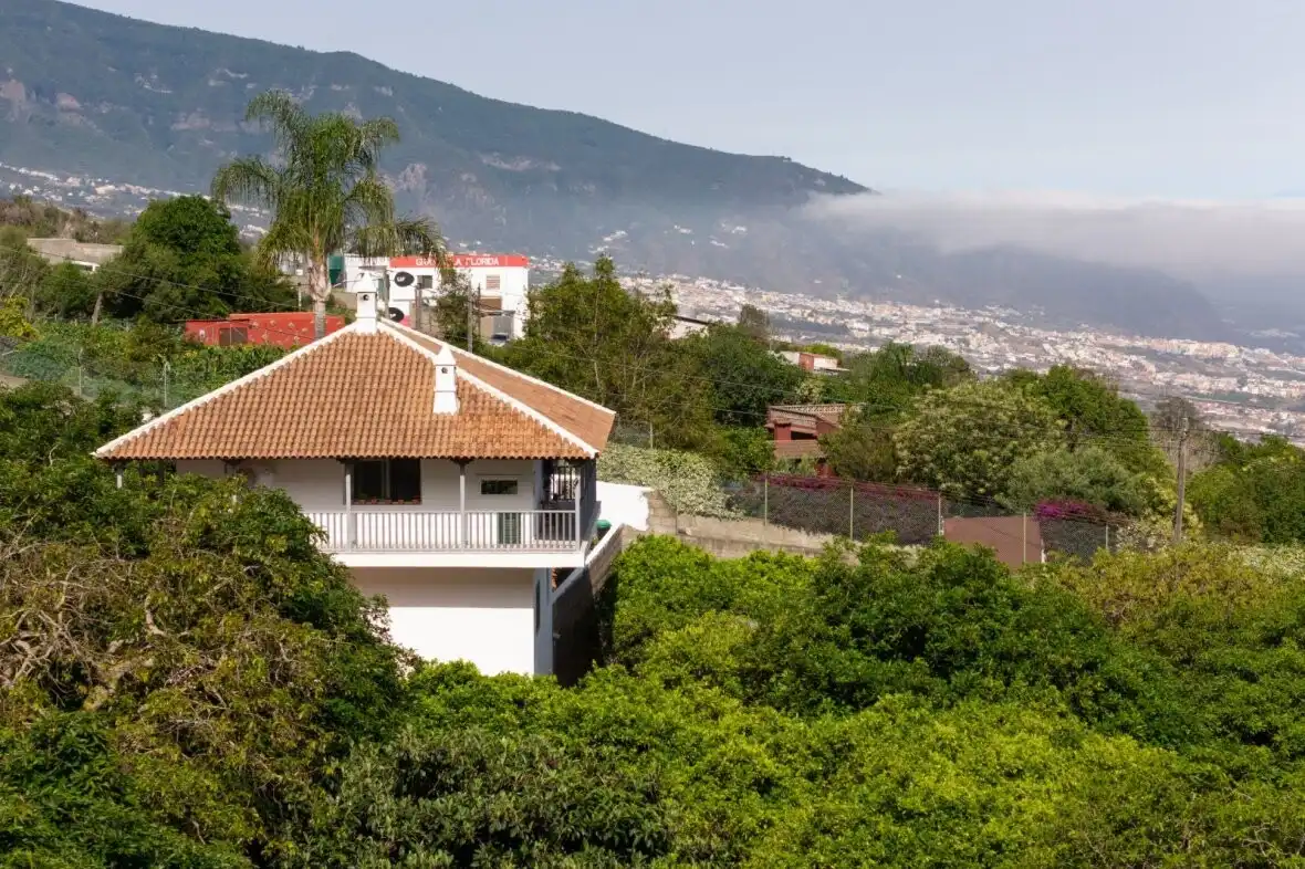 Vista exterior de Finca rústica en venda en La Orotava amb Terrassa