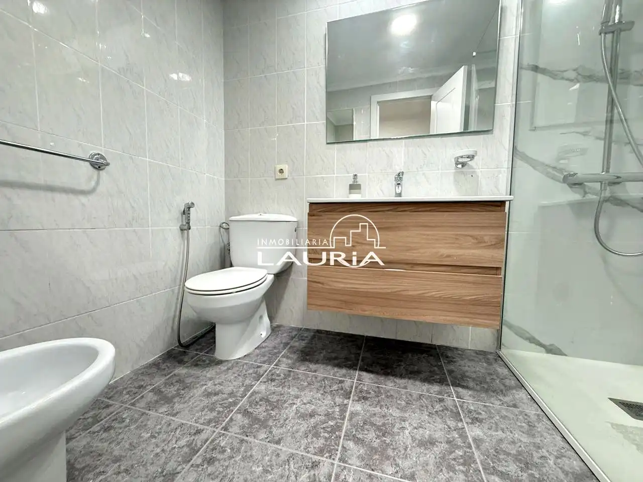 Appartamento con terrazza in affitto a Calle Jose Bea izquierdo, imagen 19