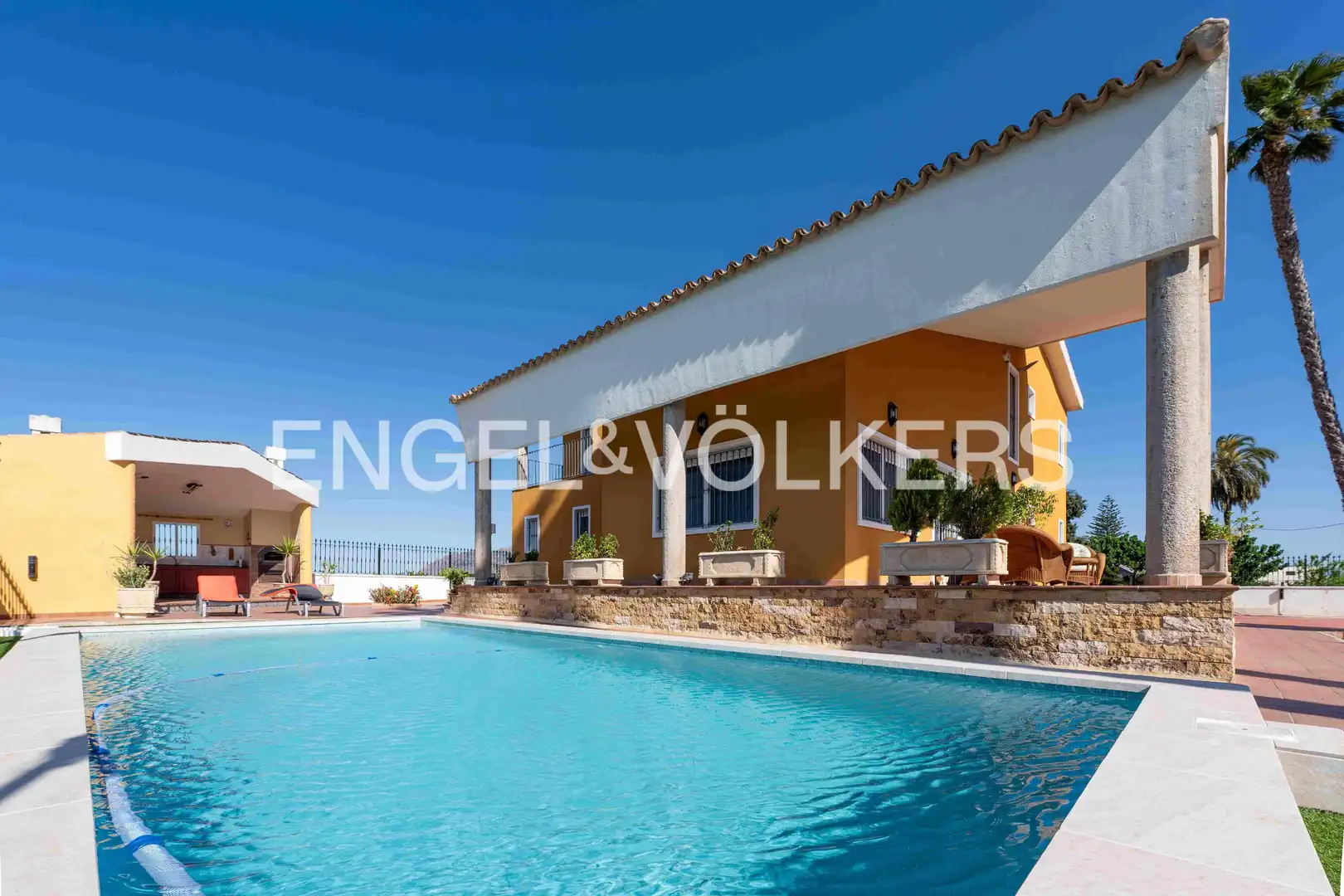 Piscina de Finca rústica en venda en Orihuela amb Aire condicionat, Calefacció i Jardí privat
