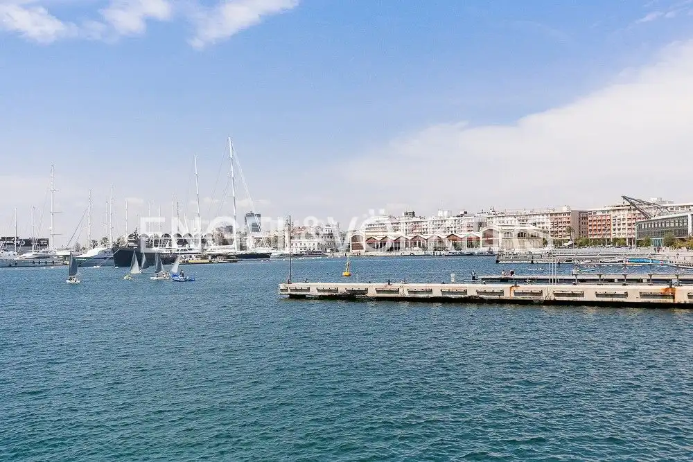 Außenansicht von Wohnungen zum Verkauf in Valencia mit Klimaanlage, Heizung und Terrasse