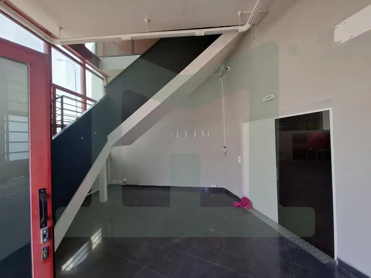Fabrikhallen zur Miete in Valdemoro