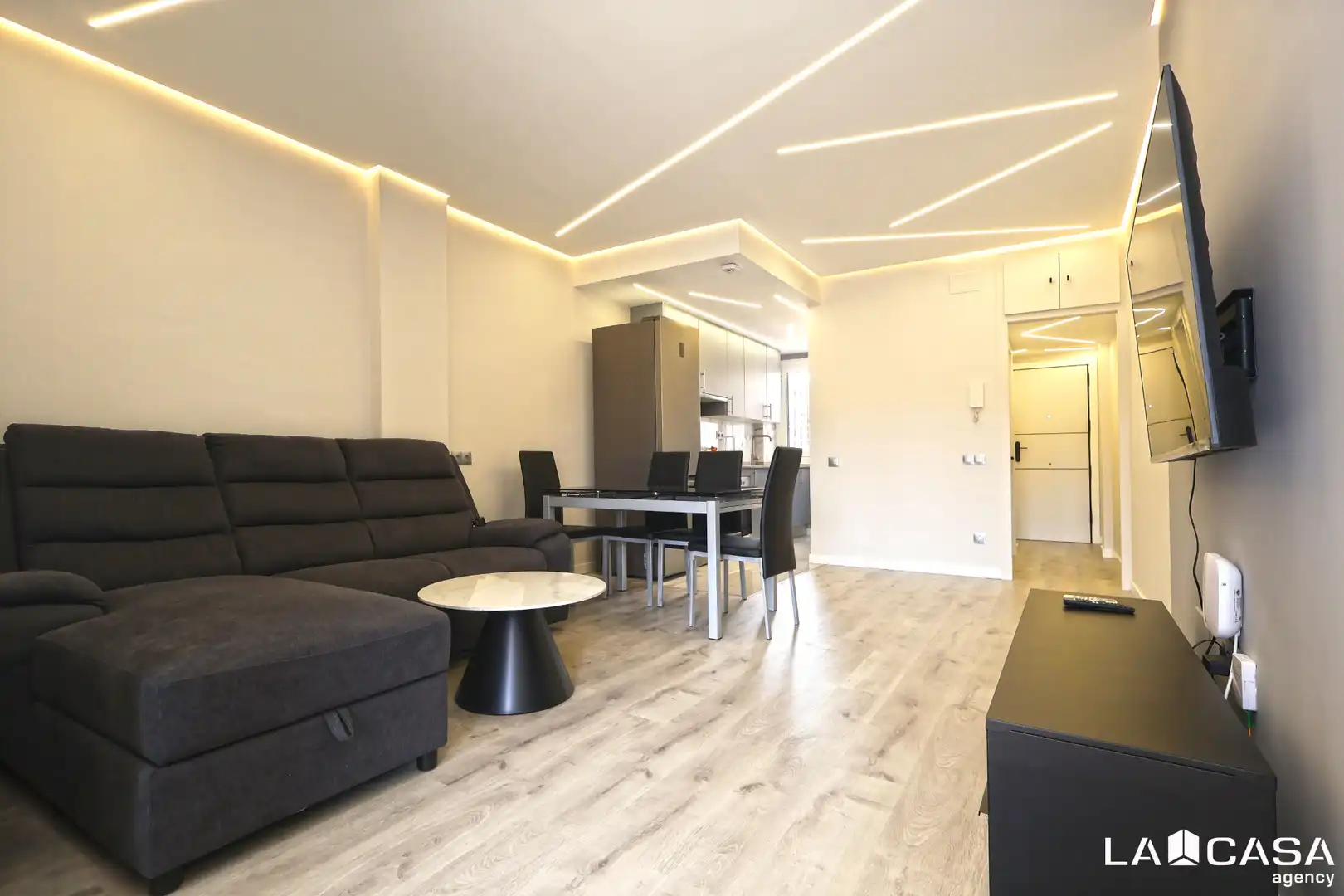 Living room of Attic for sale in Ciutat Vella