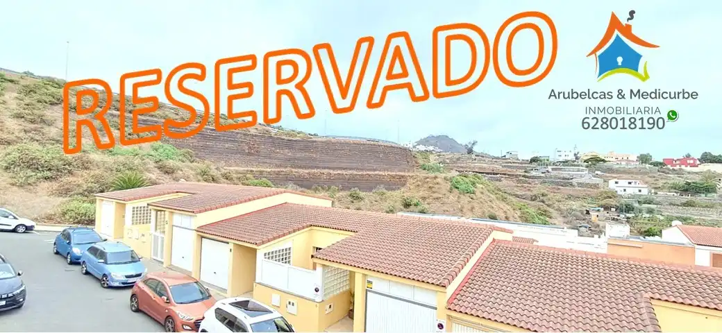 Vista exterior de Casa adosada en venta en Cardones