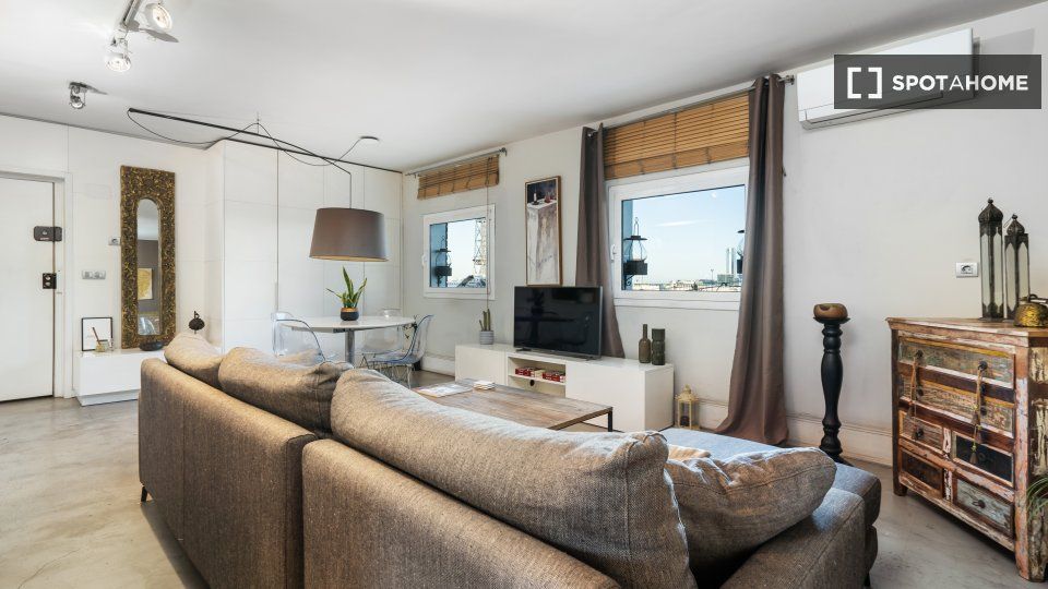 Sala d'estar de Pis de lloguer en  Barcelona Capital amb Aire condicionat, Calefacció i Moblat