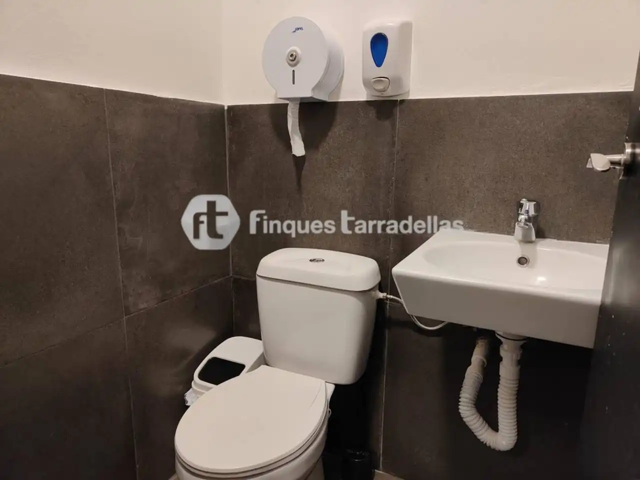 Gewerbefläche zur Übernahme in Els Pins, imagen 9