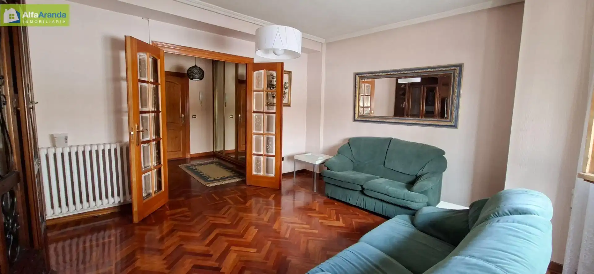 Sala de estar de Piso en venta en Aranda de Duero con Calefacción, Parquet y Trastero