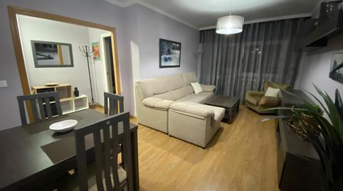 Foto 2 de Piso de alquiler en Avenida Ramón y Cajal, Industria,  Albacete Capital