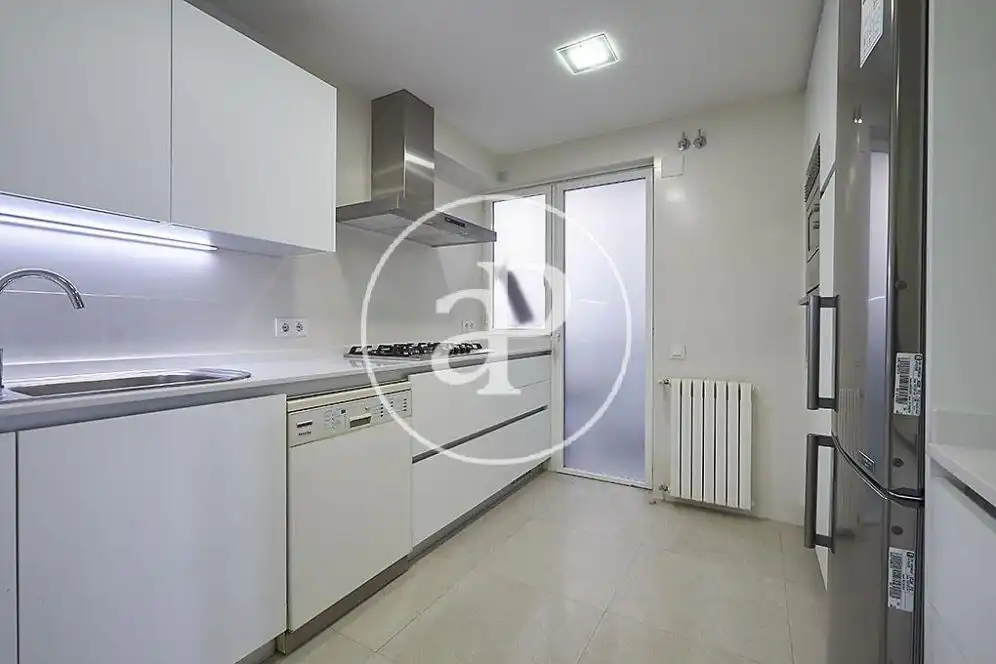 Penthouse with lift to rent in Calle de Bravo Murillo, imagen 2