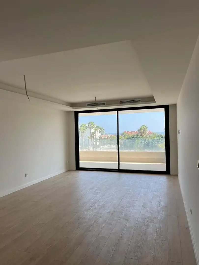 Sala d'estar de Pis de lloguer en Torremolinos amb Aire condicionat, Calefacció i Terrassa