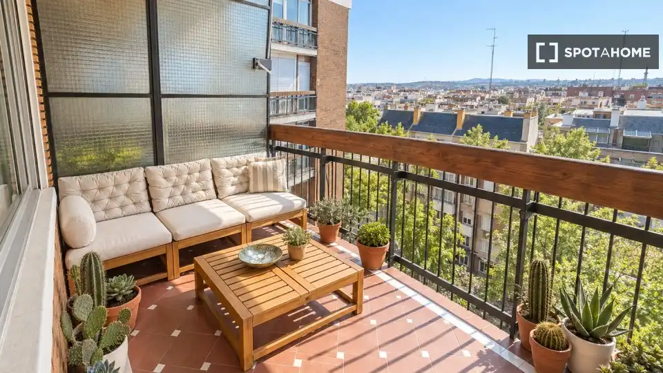 Appartamento con terrazza in affitto a Chamberí, imagen 8