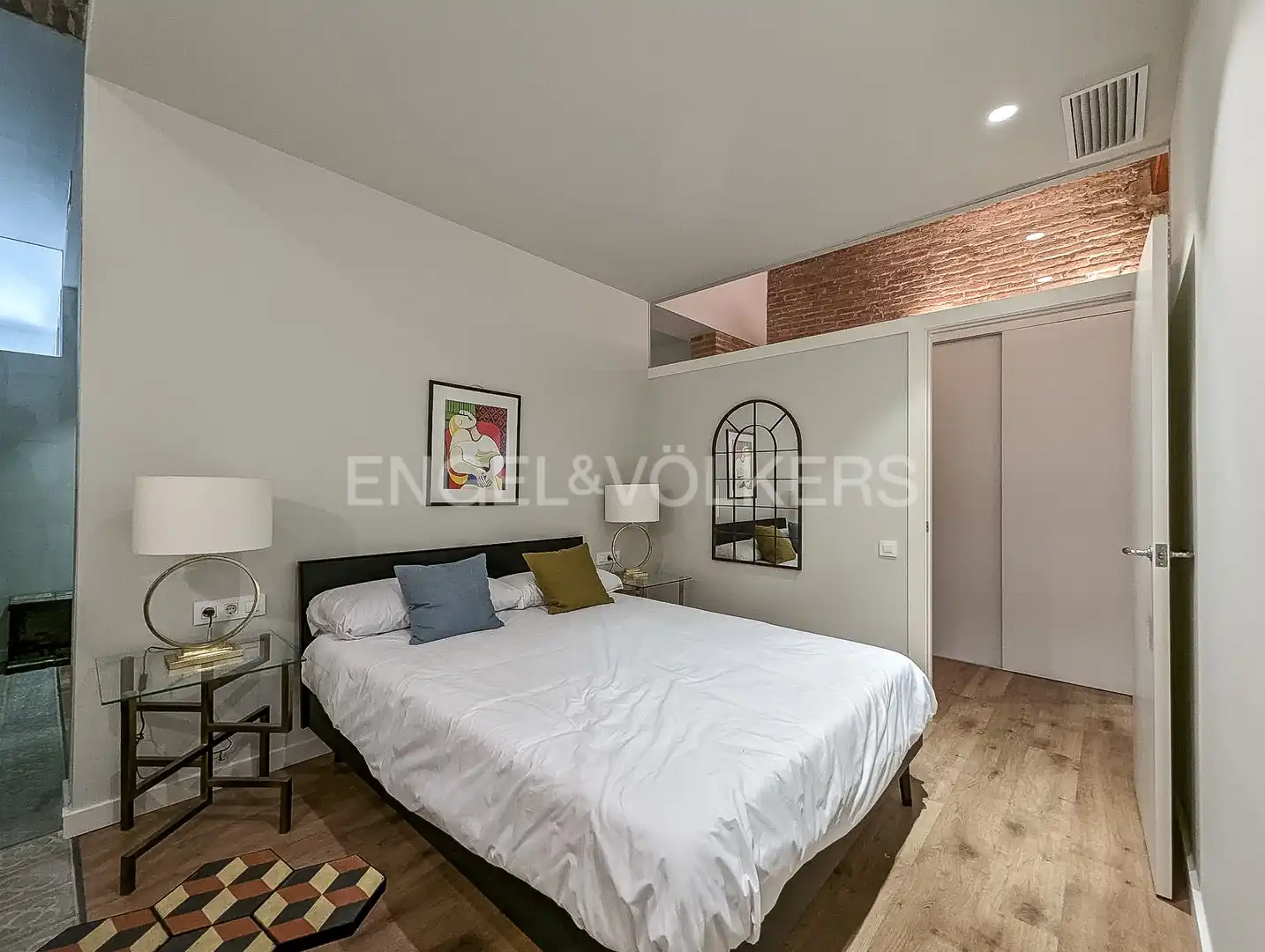 Piso con terraza en alquiler en Eixample, imagen 33