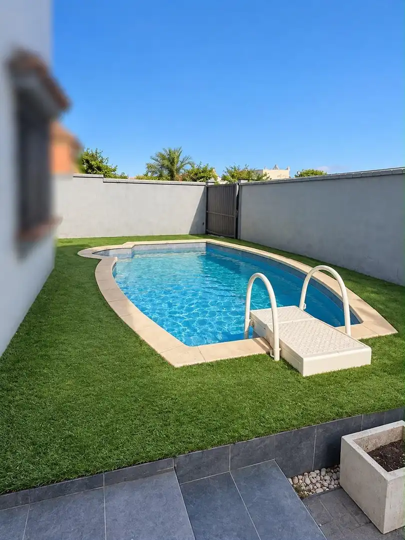 House with pool for sale in El Rinconcillo