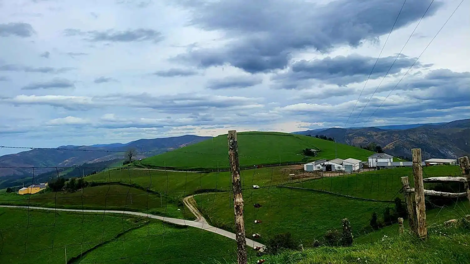 Residential land for sale in El Vallín