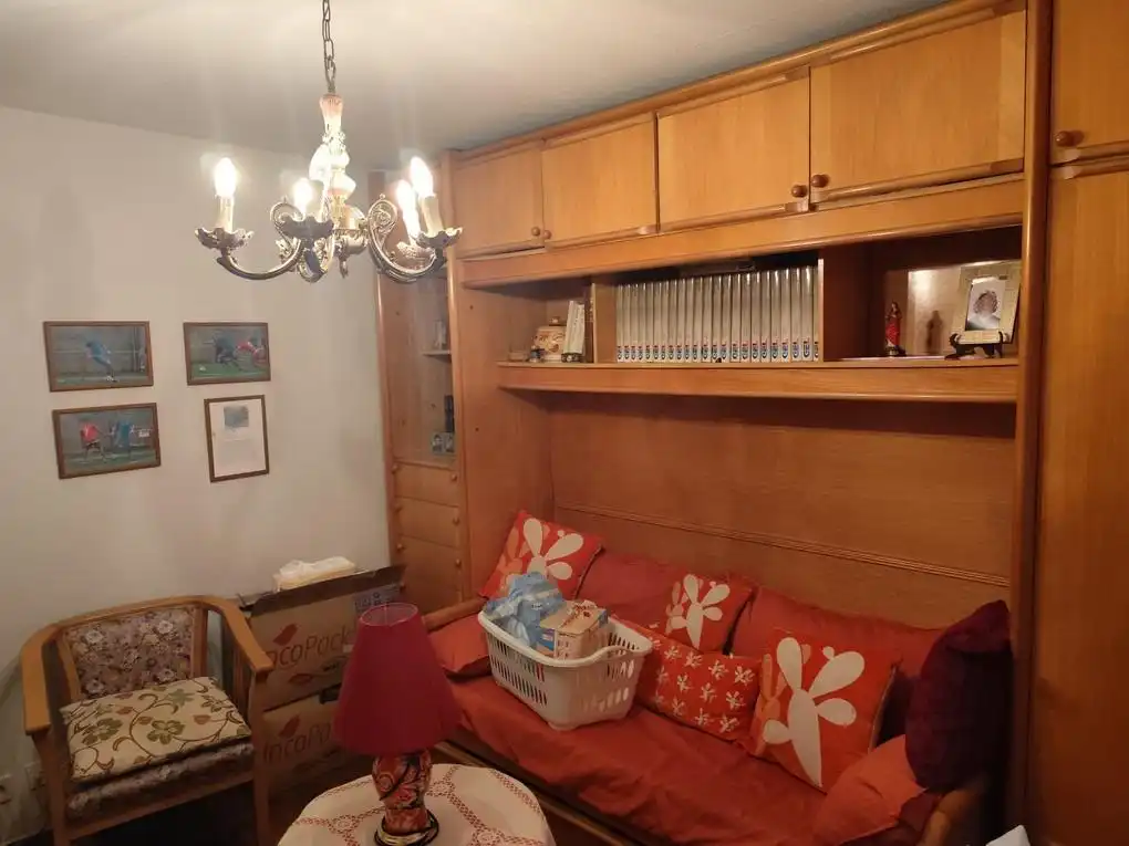 Sala d'estar de Pis en venda en Carballo amb Calefacció, Parquet i Traster