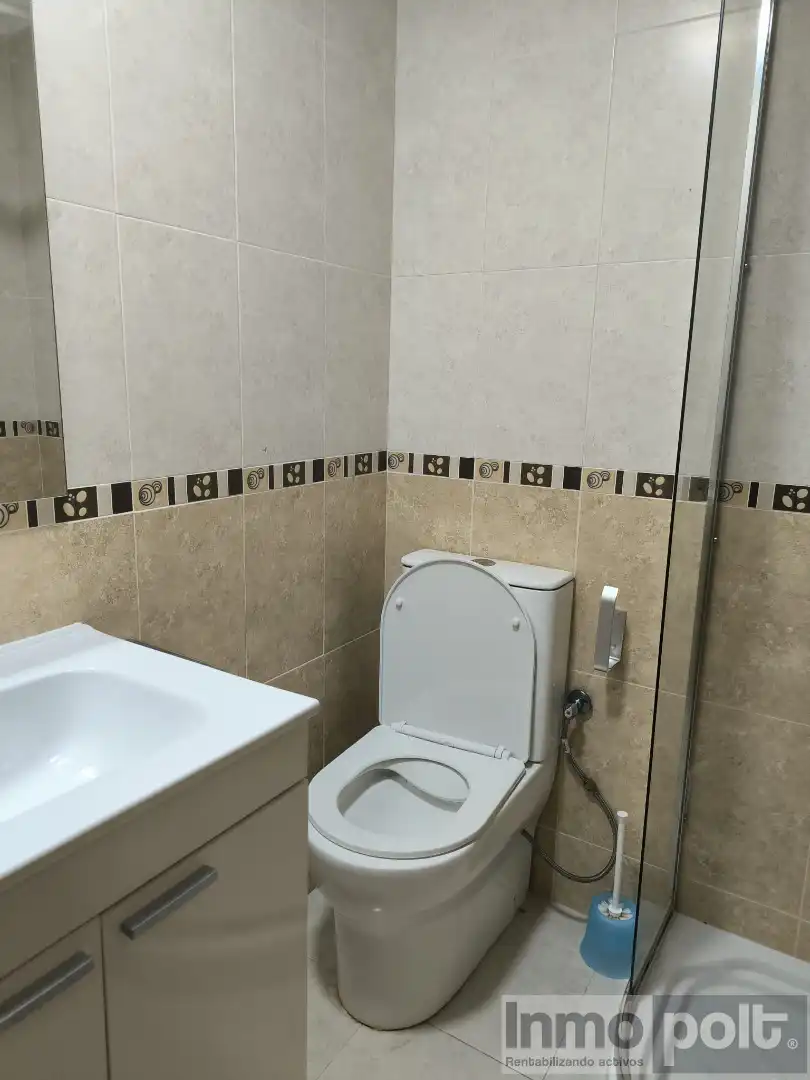 Baño de Piso de alquiler en Murcia