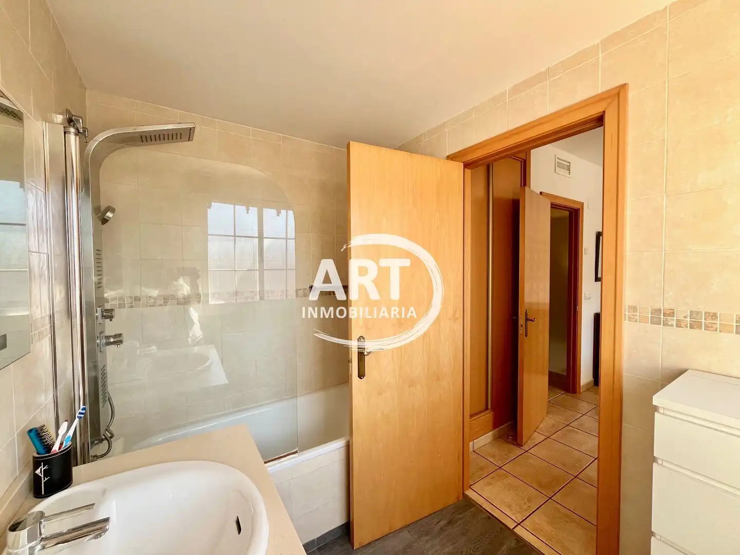 Casa o xalet en venda en La Pobla de Vallbona amb Aire condicionat, Calefacció i Terrassa