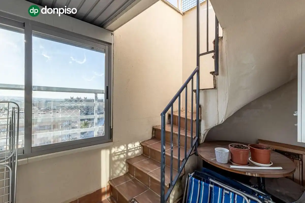 Penthouse with pool for sale in Avenida DE LA ILUSTRACION 77, imagen 8