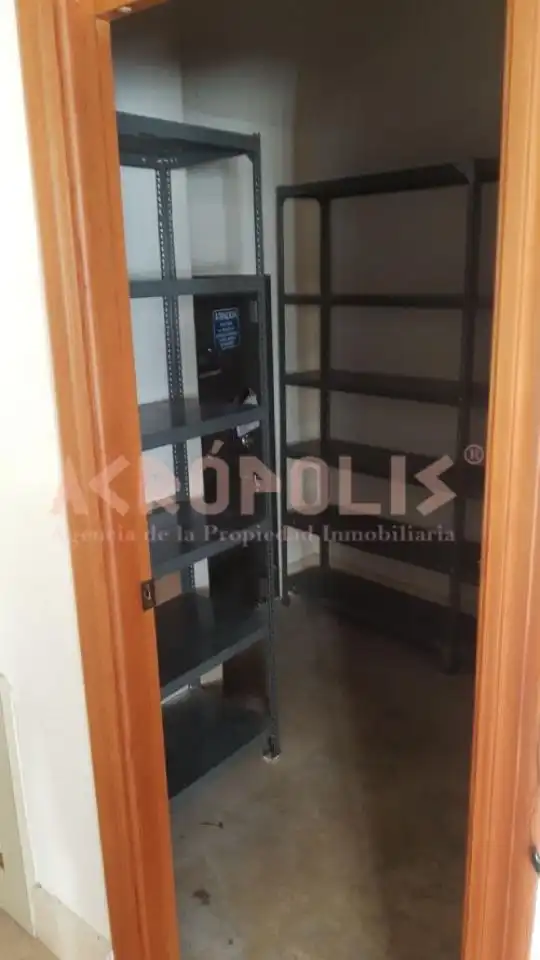 Habitación de Local en venta en Villardeciervos con Calefacción
