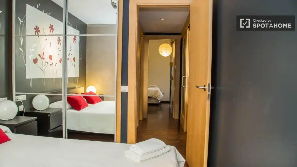Habitació a Sant Gervasi- Galvany