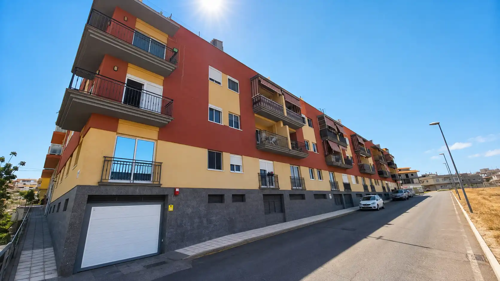 Vista exterior de Apartamento en venta en Arona con Terraza, Horno y Lavadora