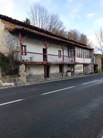 Casa-chalet en Venta en N/A, -1 en Soba