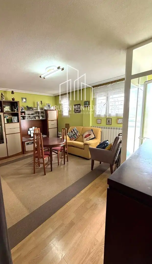Sala de estar de Apartamento en venta en Salamanca con Calefacción y Terraza
