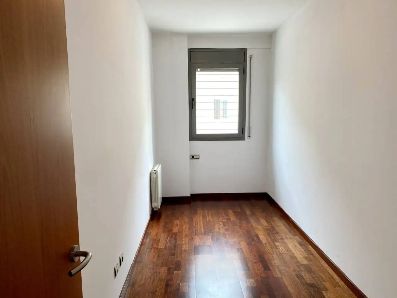 Dormitori de Pis en venda en Terrassa amb Aire condicionat, Calefacció i Parquet