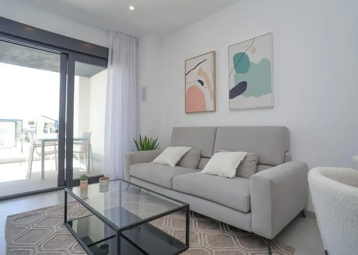 Sala d'estar de Apartament en venda en Torrevieja amb Aire condicionat, Calefacció i Terrassa