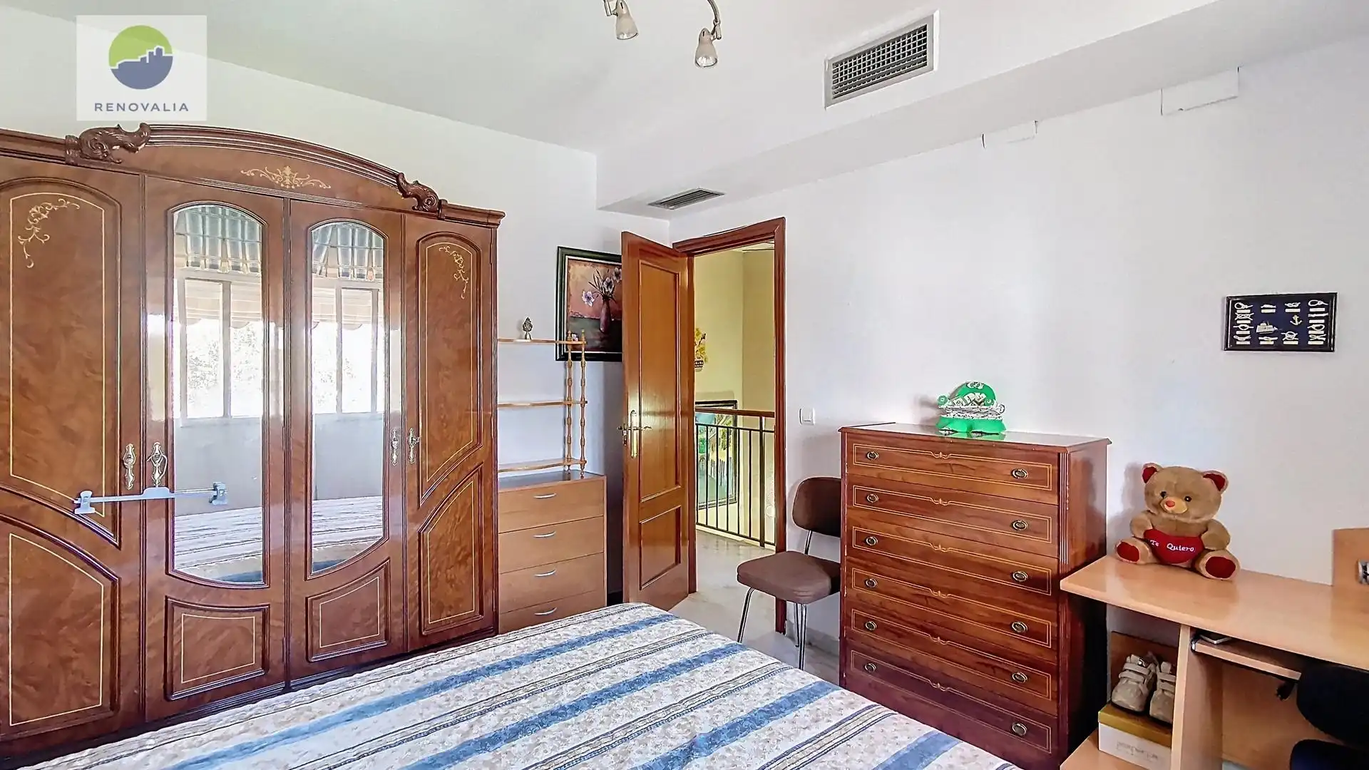 Habitación de Casa adosada en venta en Ogíjares con Aire acondicionado, Calefacción y Terraza