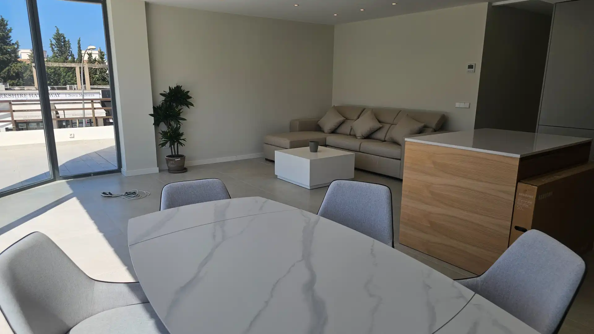 Wohnzimmer von Wohnungen zum Verkauf in Calvià mit Klimaanlage, Heizung und Privatgarten
