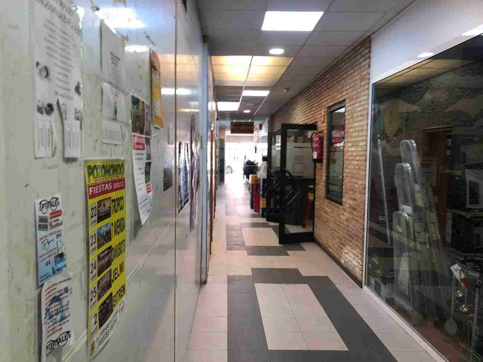 Premises for sale in Pozohondo