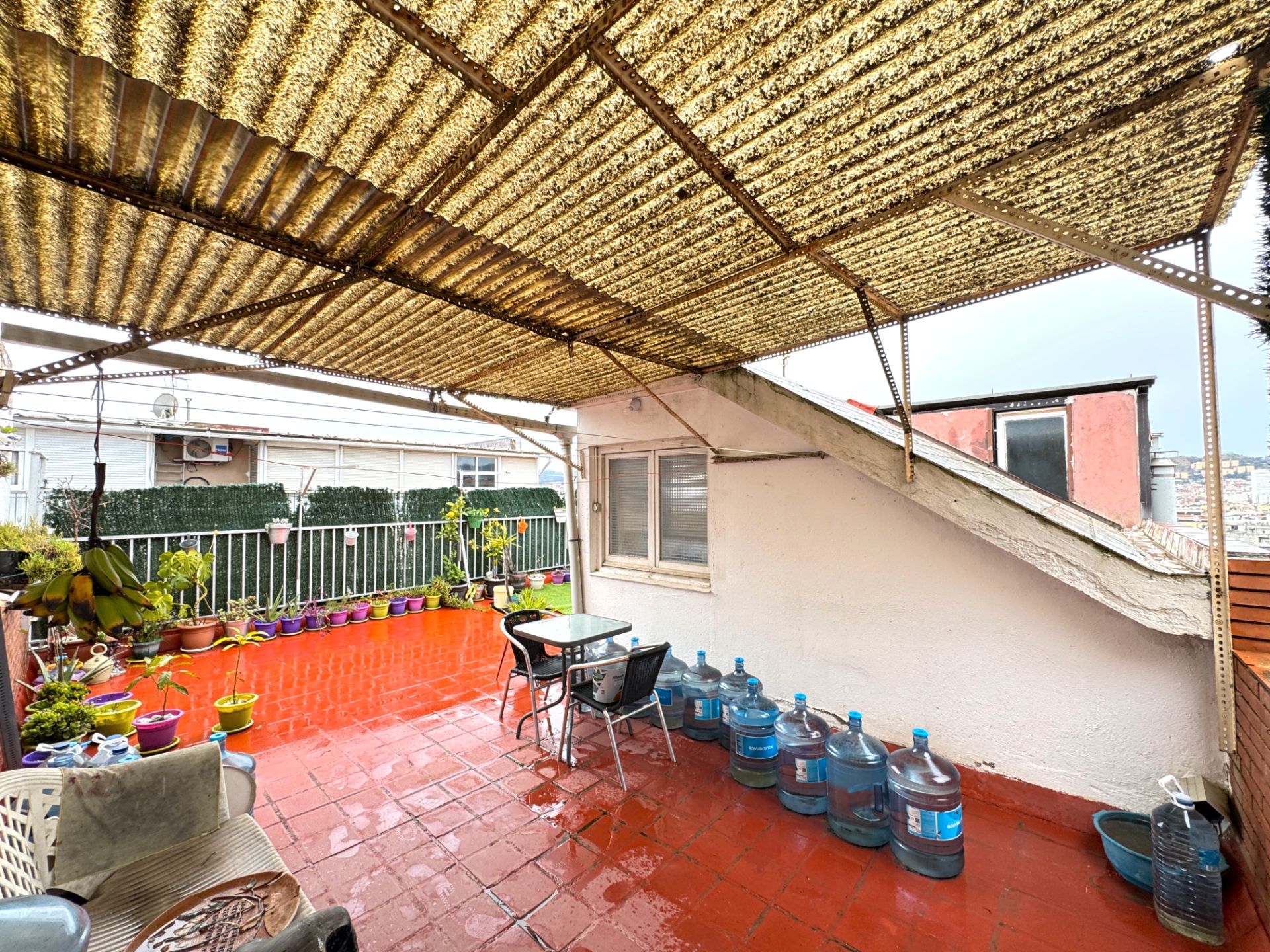 Terrassa de Edifici en venda en Santa Coloma de Gramenet amb Alarma