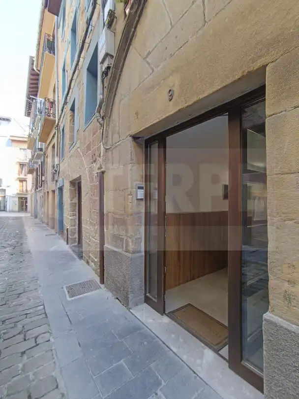 Vista exterior de Piso en venta en Errenteria con Balcón