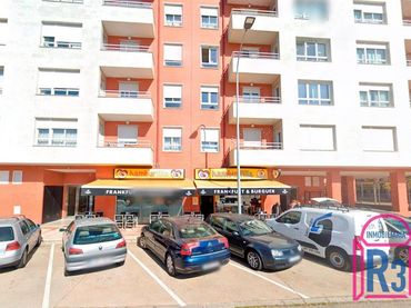 Locale commerciale in vendita a San Mamés - La Palomera