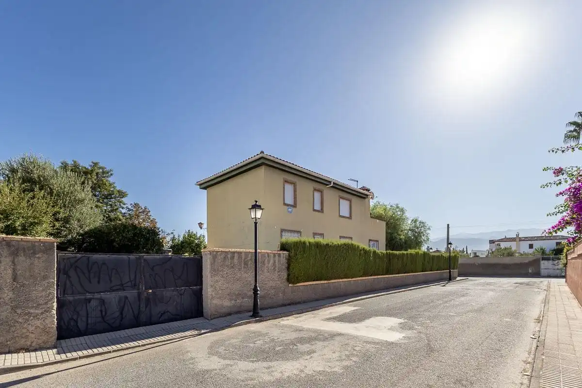 Villa con piscina in vendita a Residencial Triana - Barrio Alto, imagen 49